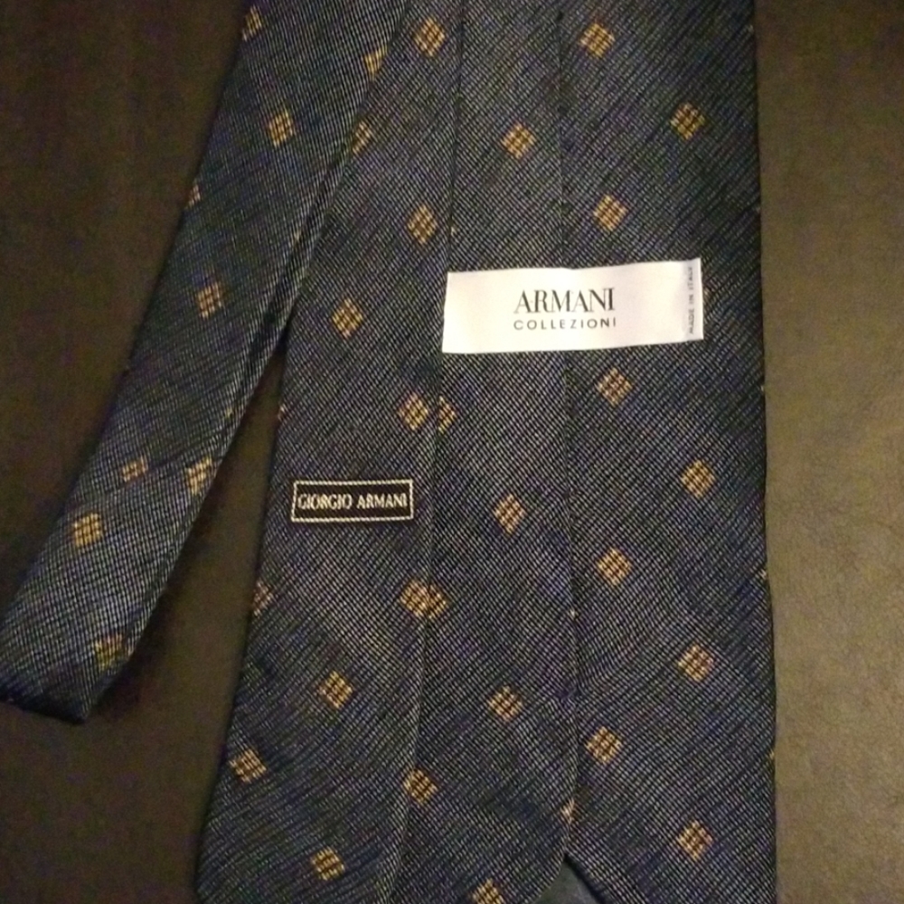 Armani Collezioni tie!